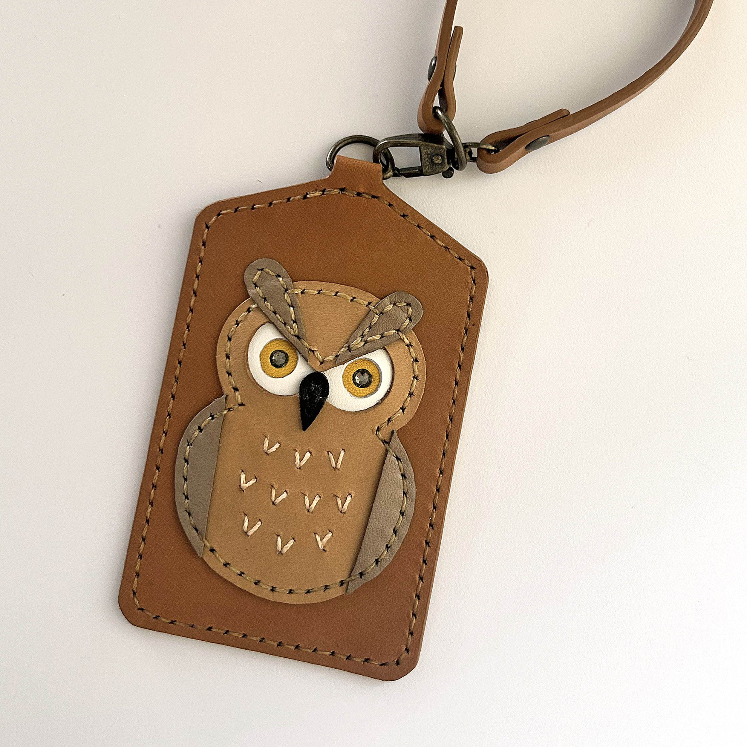 革製　ミミズクのパスケース