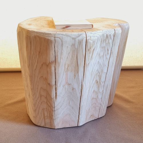 天然アロマ 根元末広がり 切株スツール・テーブル・特大・無垢無塗装・オーガニック セール品】天然アロマ 根元末広がり 切株スツール・テーブル・特大