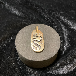 Dog Tag 薔薇 透かし Dog Tag 薔薇 透かし チェーン付き