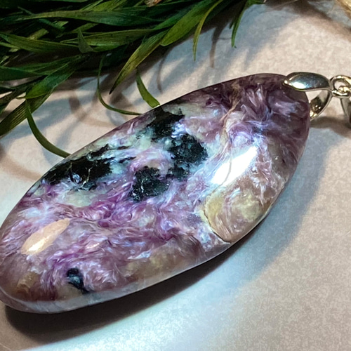 世界三大ヒーリングストーン】チャロアライト 瞑想ペンダントトップ