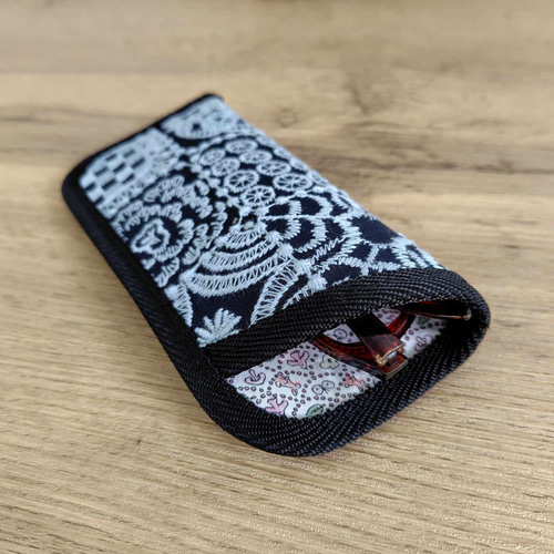 ミナペルホネン/forest tileフォレストタイルネイビー/がま口長財布本革