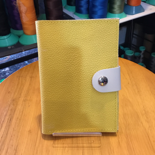 牛革製パスポートケース イエロー 送料無料⭐️牛革パスポートケース イエロー その他ケース かばん屋