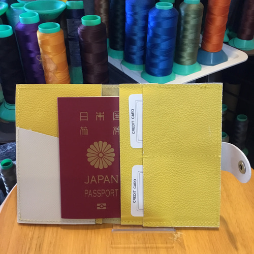 送料無料⭐️牛革パスポートケース イエロー その他ケース かばん屋