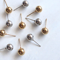 ☆新作☆美しく魅せる「黄金サイズ」8mm つけっぱなしOK 錆びないステンレス【gold & silver】ピアス 12枚目の画像