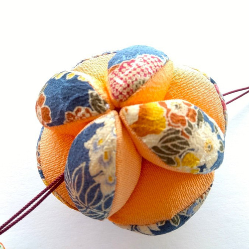 ちりめん細工 七宝まり 3連 つるし飾り 縮緬 手作り 逸品 ハンドメイド