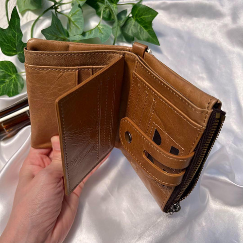 チェーン付き二つ折り財布✨本革 メンズ レザー コンパクト カード