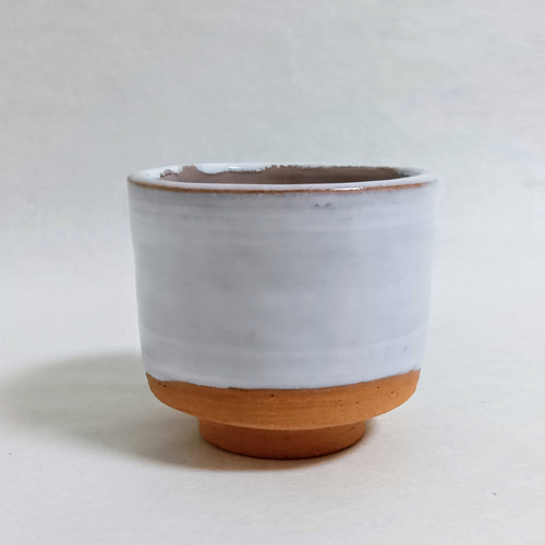 カエルのぐい呑み スマホ 陶器 酒器 カエル おちょこ・ぐい呑み・徳利