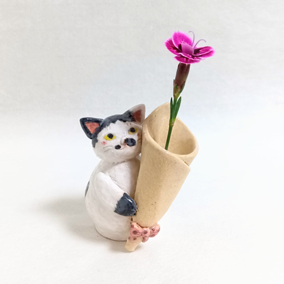 白黒 ぶち猫の一輪挿し 陶器 花器 揚枝入れ 花瓶 一輪挿し・花瓶・花器