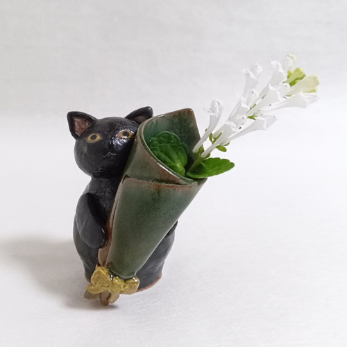 黒猫の一輪挿し 陶器 揚枝入れ 花器 花瓶 クロネコ 一輪挿し・花瓶