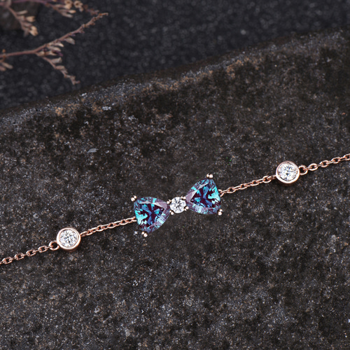 蝶結びブレスレット 6月の誕生石 アレキサンドライトブレスレット 蝶