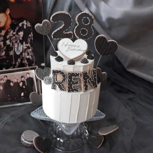 ハンドメイド☆オーダーページ　アイシングクッキー 風ケーキトッパー　推しケーキ ハンドメイド☆オーダーページ アイシングクッキー 風ケーキ