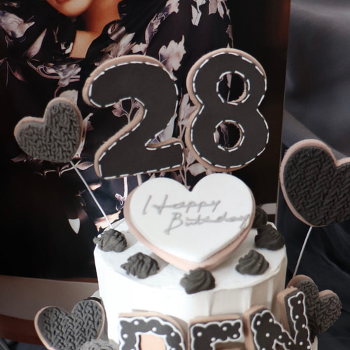 ハンドメイド☆オーダーページ　アイシングクッキー 風ケーキトッパー　推しケーキ ハンドメイド☆オーダーページ アイシングクッキー 風ケーキ