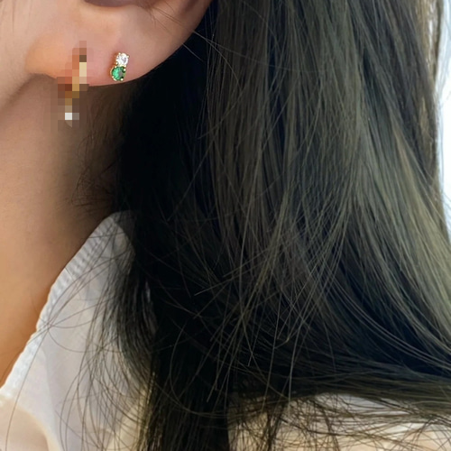 天然ダイヤモンド付きツボライトピアスk18 4102 ピアス（スタッド・一  