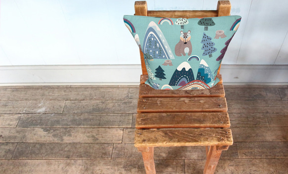 森林靠墊 2025 森林與動物圖案 - 檜木香 - 第2張的照片