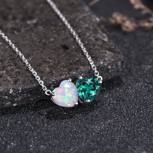 ハートネックレス 5月の誕生石 グリーンエメラルドネックレス 10月の