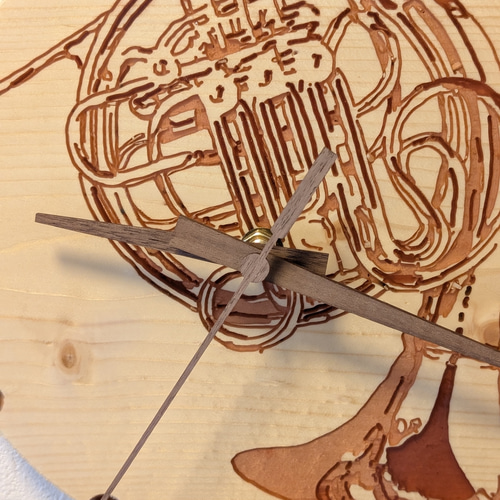 壁掛けホルン時計（Wenzel Meinl 205） 掛け時計・置き時計 ももねこ