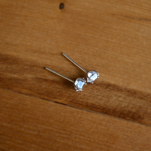 ハーキマーダイヤモンド14kgfスタッドピアス/petit（両耳・ペア