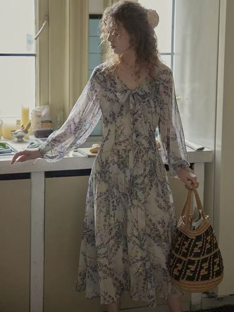 夏の柄ワンピース　長袖　ハイウェストワンピース 7,630円