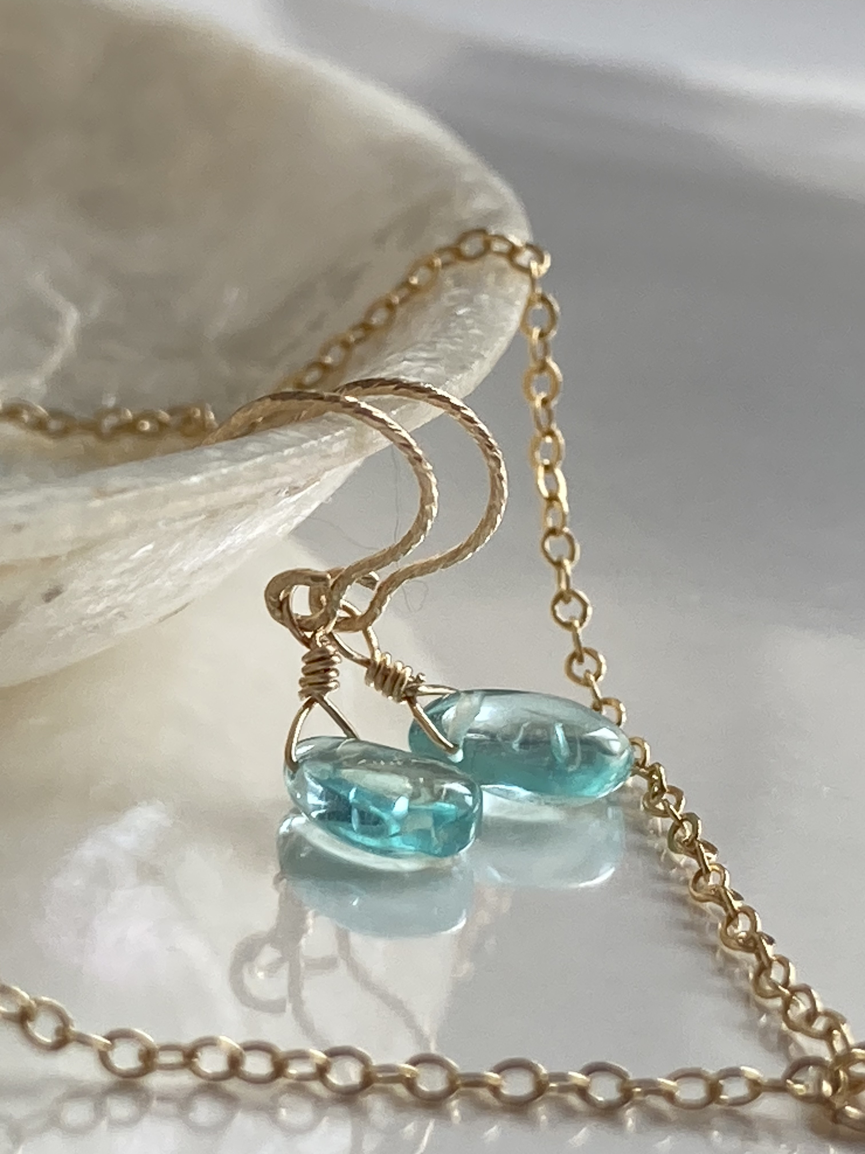 お得なセット 涼やかに波間に溶ける青 14kgfアクアブルーのアパタイトピアス、ネックレス ひんやりセット2025