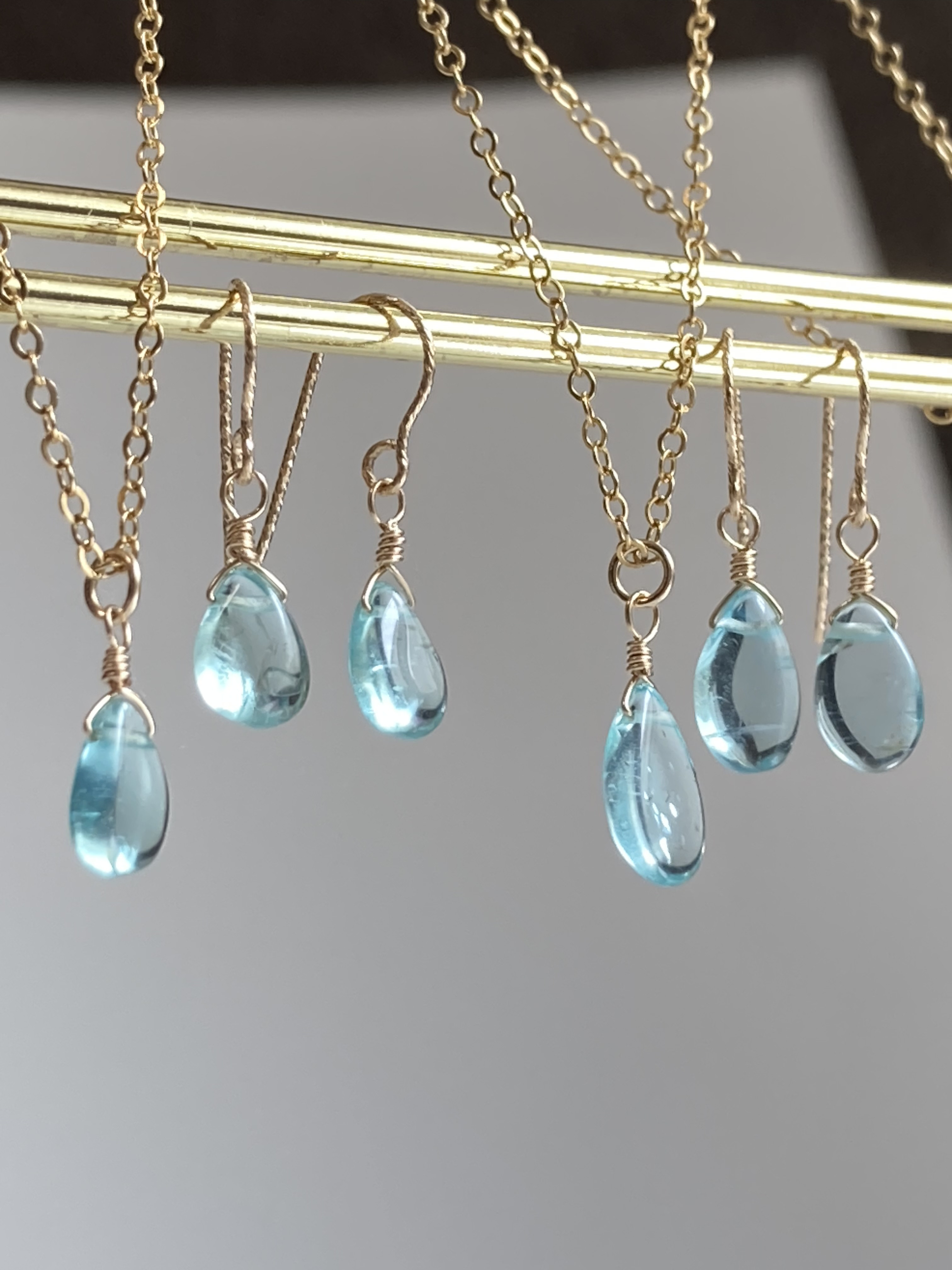 お得なセット 涼やかに波間に溶ける青 14kgfアクアブルーのアパタイトピアス、ネックレス ひんやりセット2025