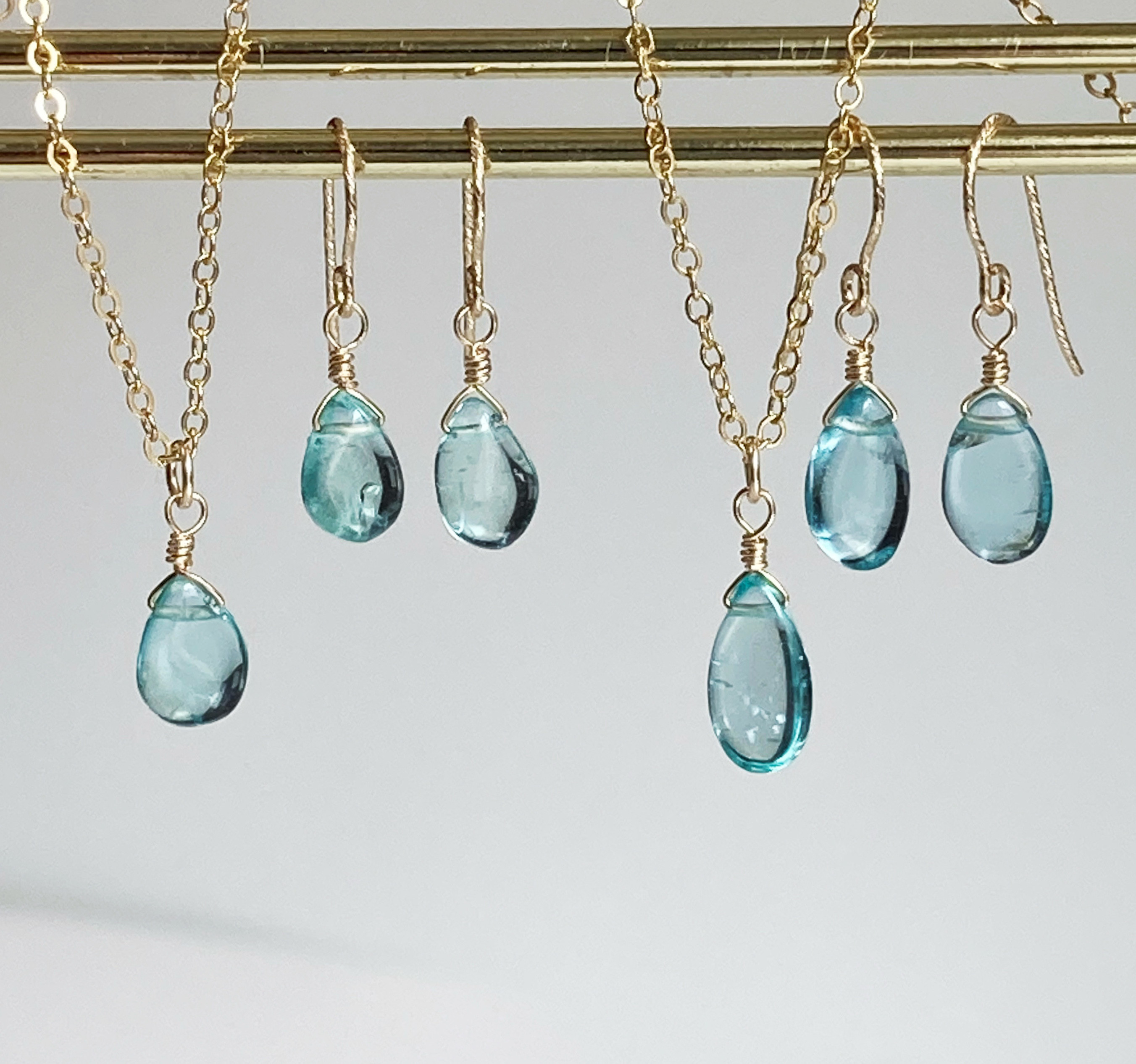 お得なセット 涼やかに波間に溶ける青 14kgfアクアブルーのアパタイトピアス、ネックレス ひんやりセット2025