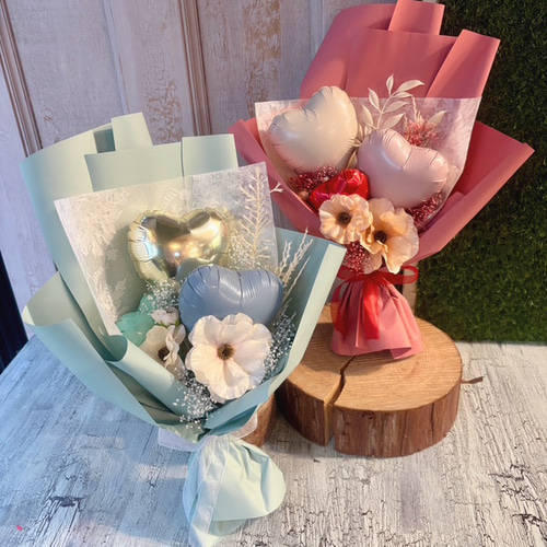 あバルーンブーケ　生誕祭　コンカフェ　成人式　推し活　ブーケ　花束　薔薇 新作ツイードブーケ💐💙🖤 生誕祭花束に…💗 #ワンホンブーケ