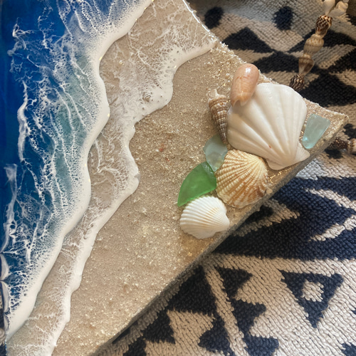 海レジンアート【フィン型】光を受けて輝く波のインテリア 立体