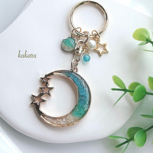 沖縄】海のキーホルダー 星砂入り キーホルダー kukaru 通販