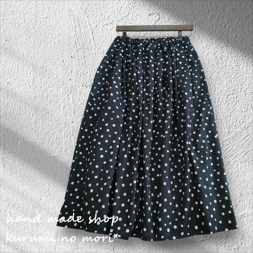 楽チン　ウエストゴムスカート　コットンリネン　ランダムドット