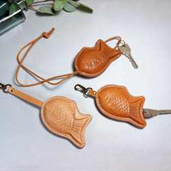 Creare】栃木レザー 本革 たい焼きポーチ 小銭入れ ナチュラル 生成り