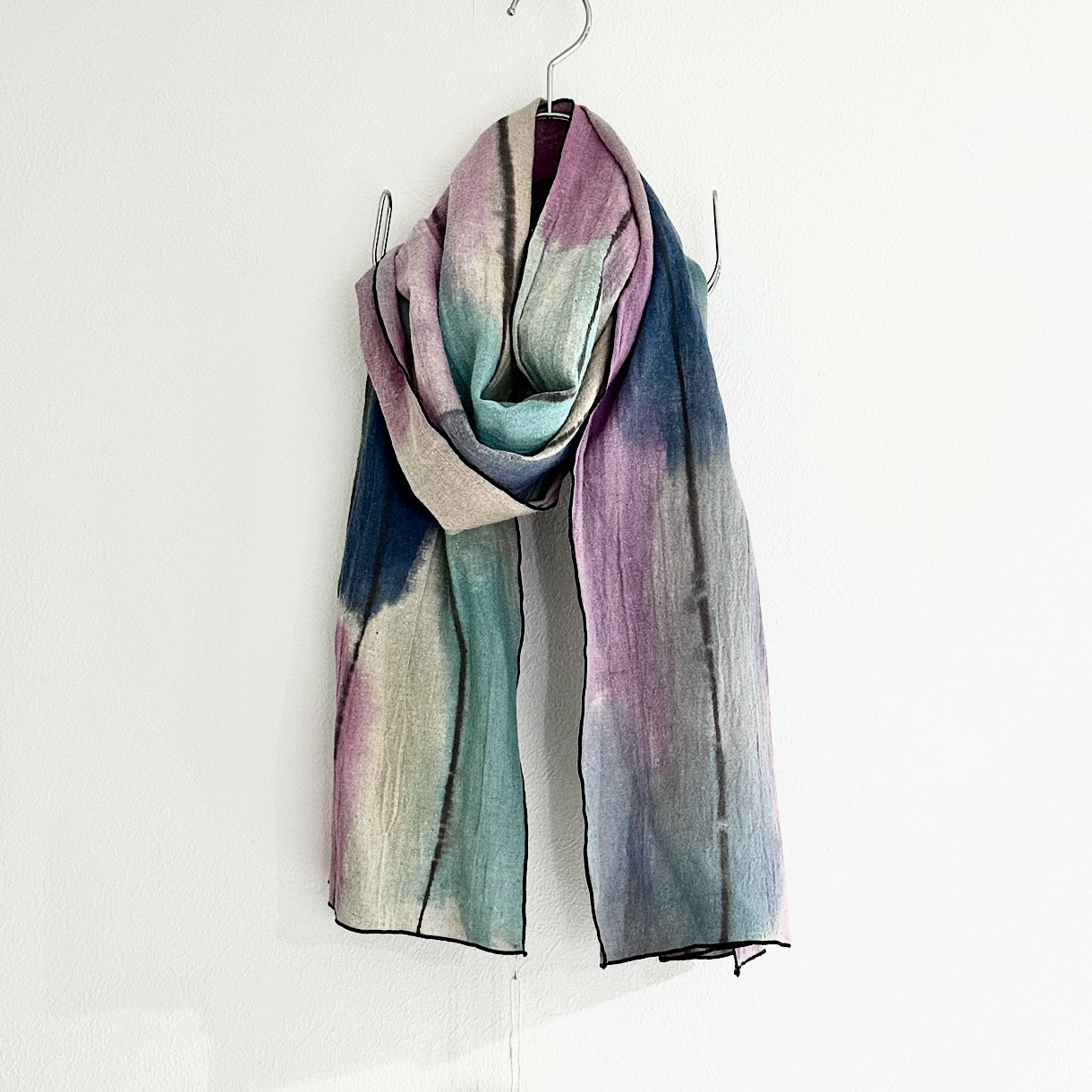 手染めの綿麻ストール / Stripe pink&blue