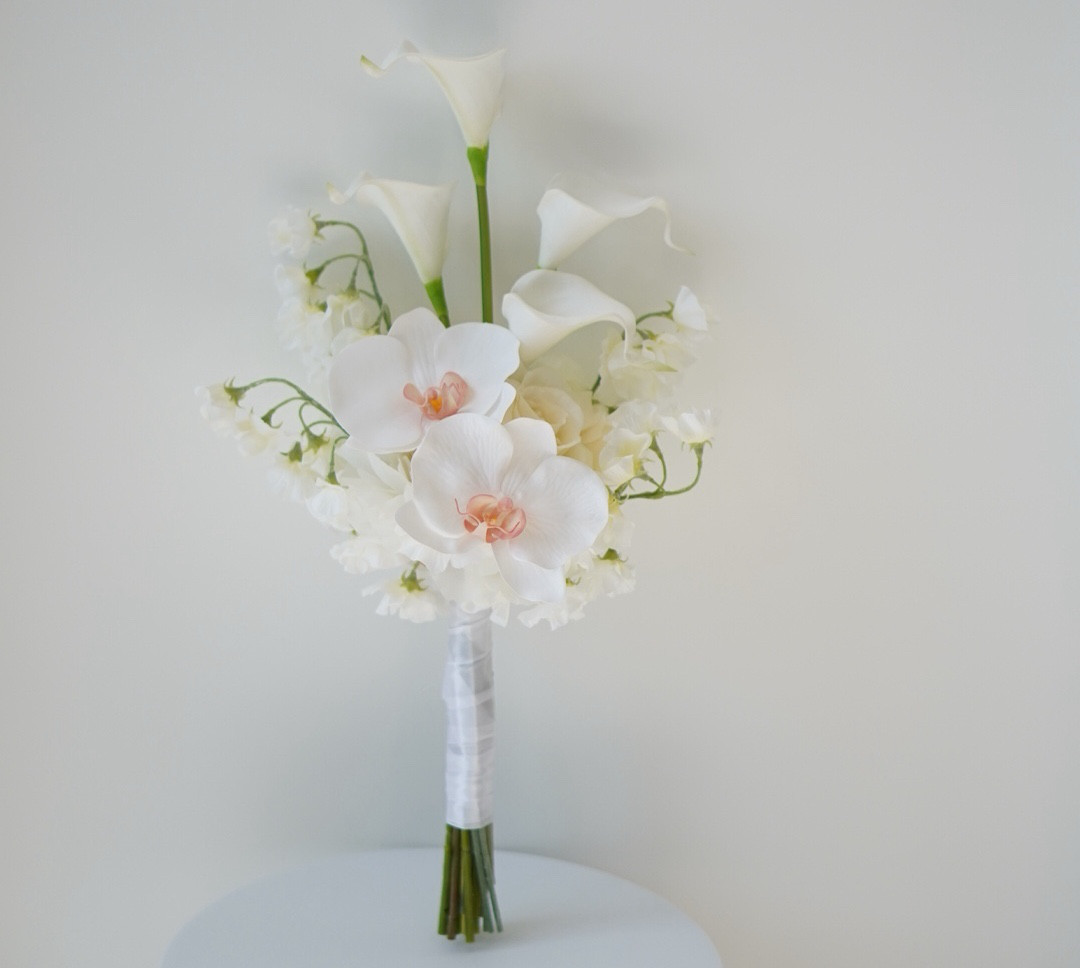 ホワイト 系 ♡ アーティフィシャルフラワーブーケ ウェディング