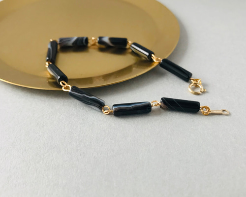 黒のお守りブレスレット✴︎14kgf ストライプオニキスのチューブ