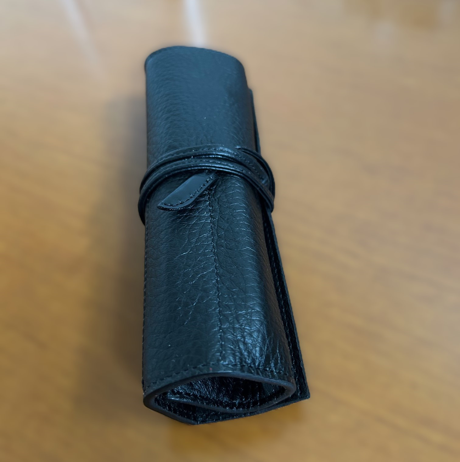 本革　ロールペンケース　シュリンクレザー