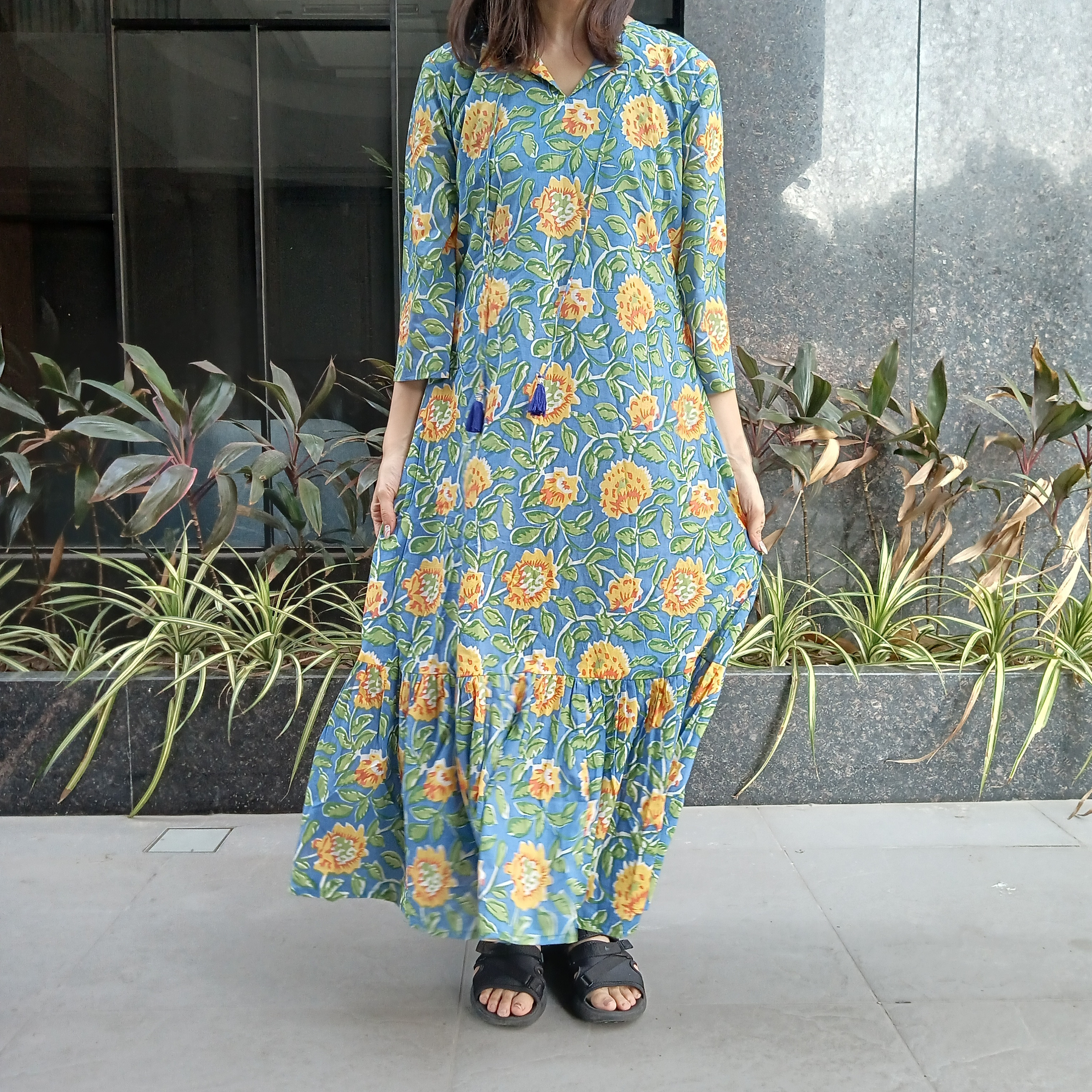 【タッセル＆両ポケット付】インド／綿×ハンドブロックプリント（青）裏地も綿の上質シリーズ＊裾フレアワンピース