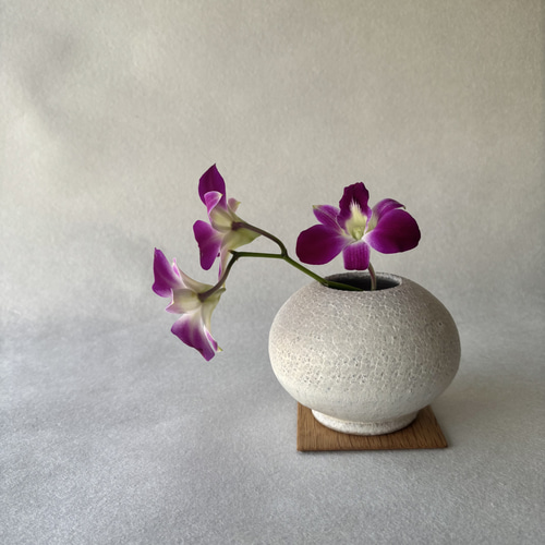 白釉 小さな花器〈中くらい〉D・E・F 一輪挿し・花瓶・花器
