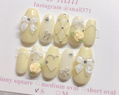 ネイルチップ 黄色 イエロー リボン バラ フレンチガーリー