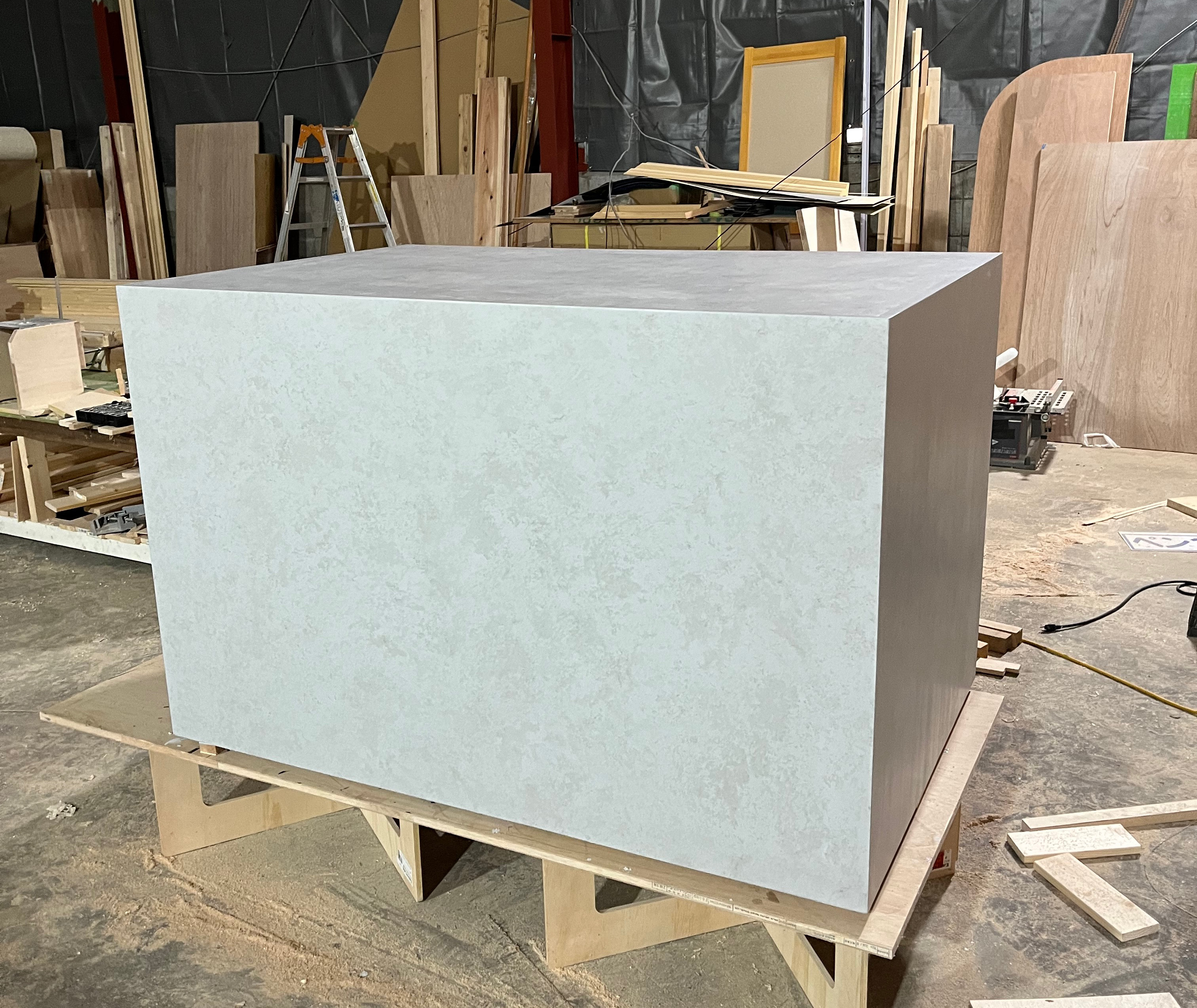 石っぽい　ボックスカウンター　受付カウンター