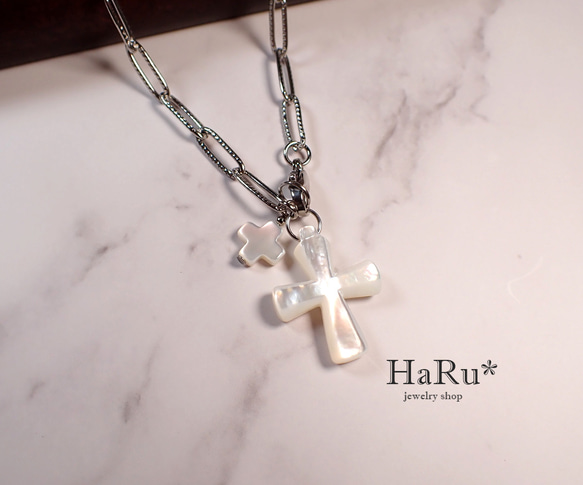 宝石質シェル（クロス／十字架）☆サージカルステンレスネックレス（5WAY）S 1枚目の画像