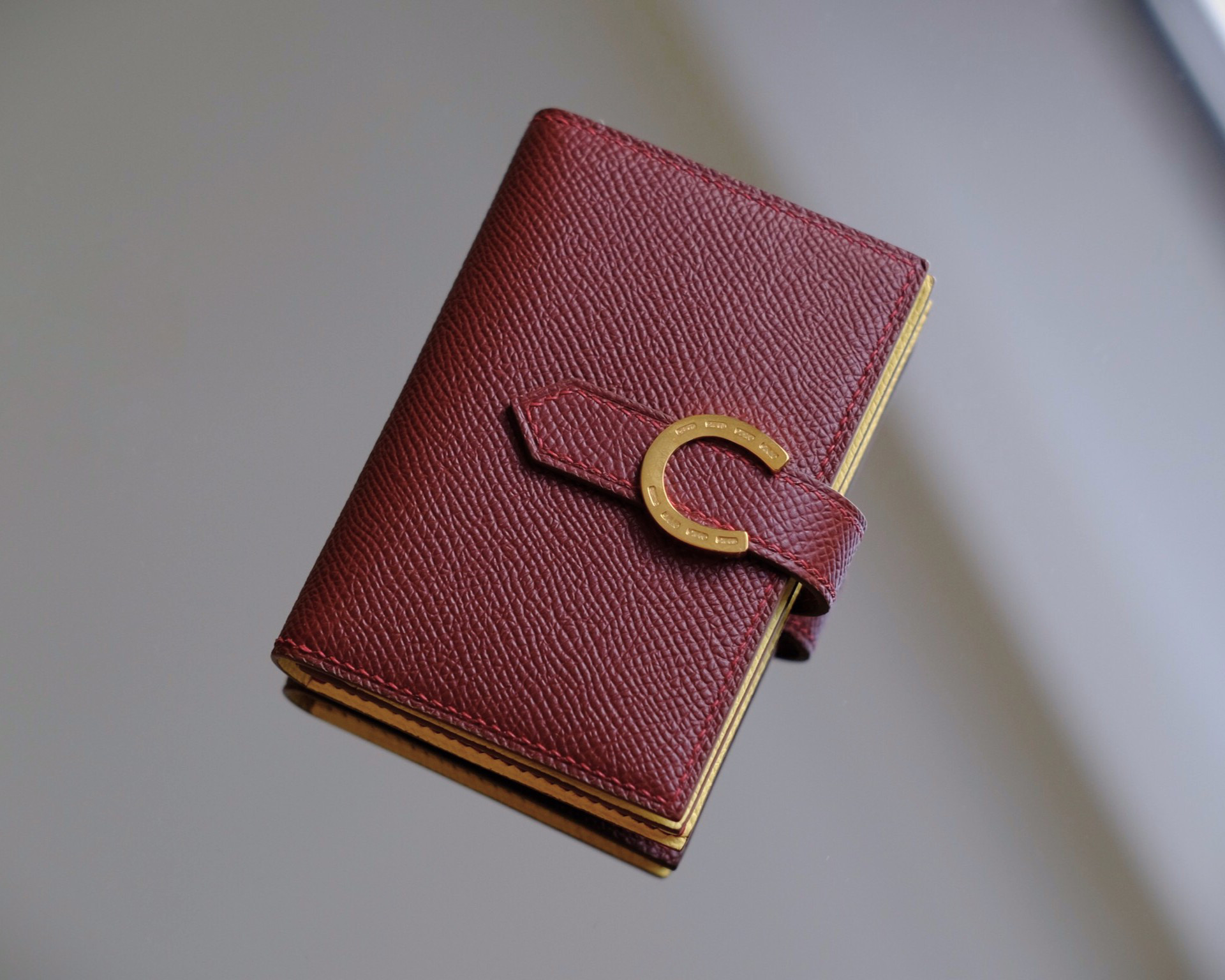 P O C A M E　名刺入れ　カードケース　ヴォーエプソン/濃い赤・イエロー