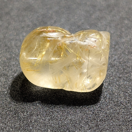 迫力満点 ゴールド タイチンルチル 貔貅 ヒキュウ 金針水晶のエナジー 1点限り ゴールドタイチンルチルクォーツ 貔貅 ヒキュウ インパクトある