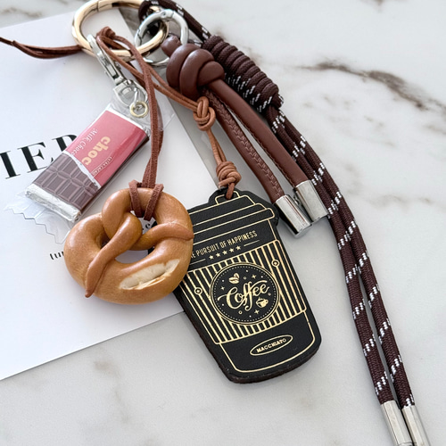 春のお出かけに⸝⋆⸝⋆】じゃらじゃらキーホルダー バッグチャーム