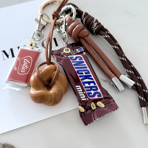 じゃらじゃらキーホルダー バッグチャーム キーチャーム バッグ