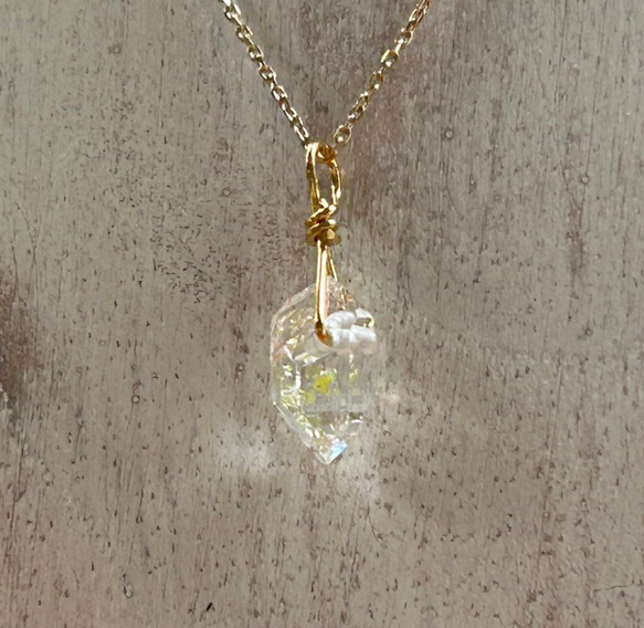 K24純金オイルインクォーツ原石・ ペンダントトップ/ ピアス◇K24 Pure Gold Oil in Quartz 12枚目の画像