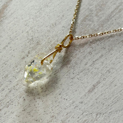 K24純金オイルインクォーツ原石・ ペンダントトップ/ ピアス◇K24 Pure Gold Oil in Quartz 8枚目の画像
