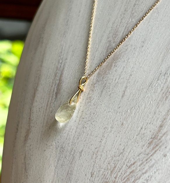 K24純金リビアングラス ペンダントトップ/ピアス◇K24 Pure Gold Libyan desert glass 6枚目の画像