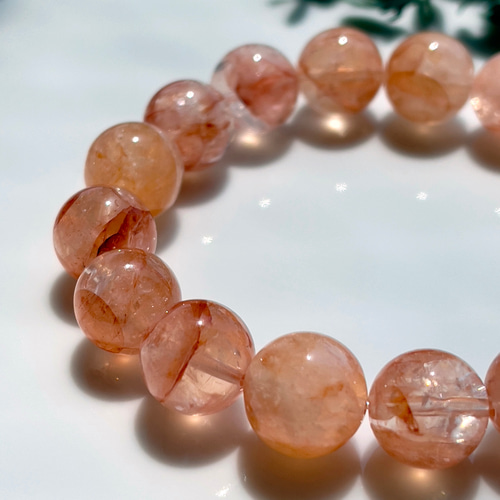 レインボー入り✨マニカランヒマラヤ水晶〜アプリコットオレンジ