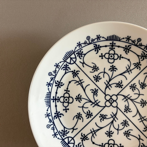 ヨーロッパの古いケーキ皿 ケーキ皿 アンティーク皿 ヴィンテージ 骨董