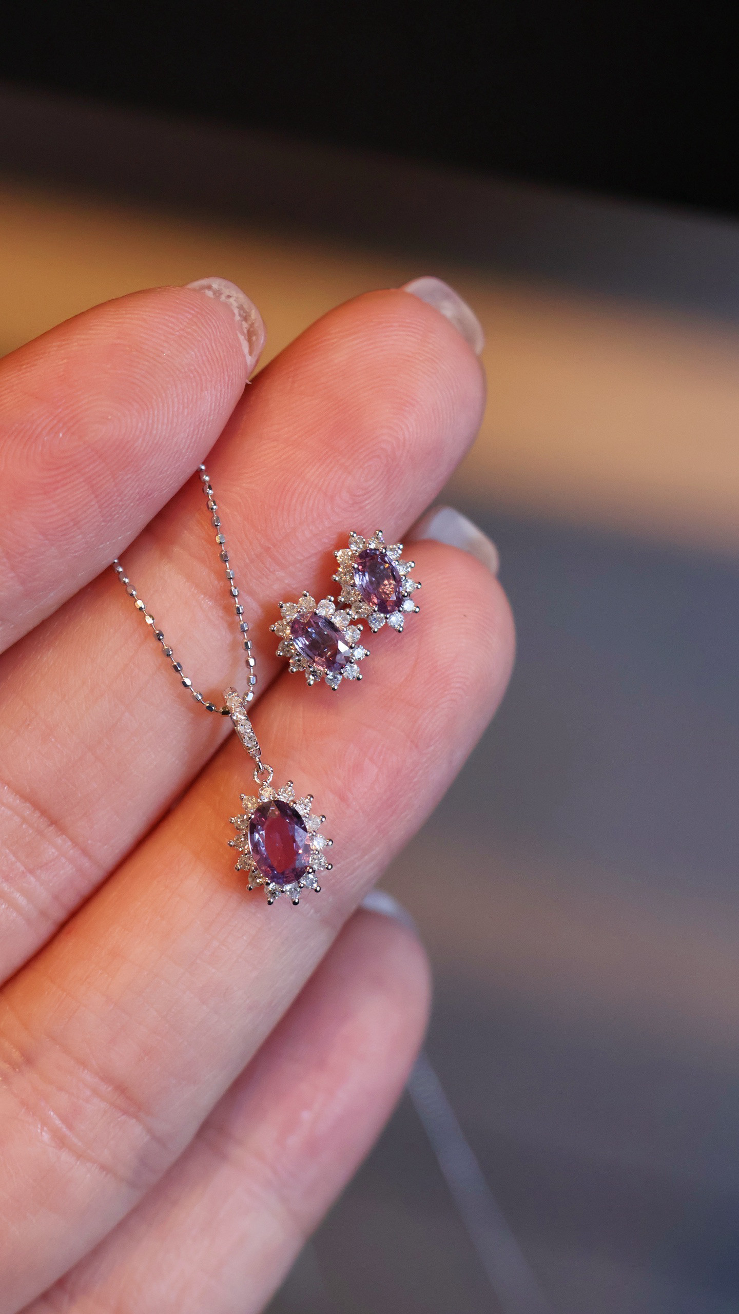 パープルサファイアペンダントトップ&ピアスセットk18　3112