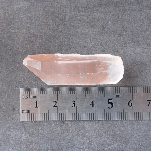 ピンクレムリアンシード クリスタル 水晶 鉱物 原石 希少